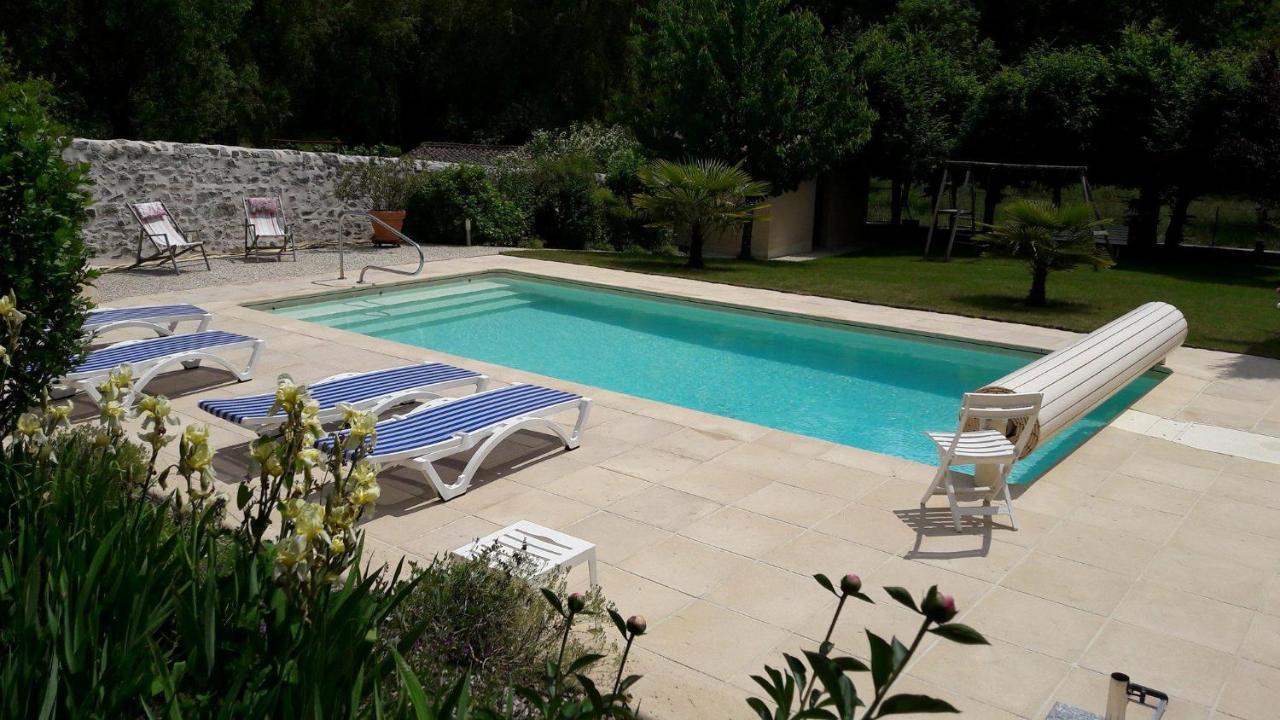 Sous Les Remparts Bed & Breakfast Solignac Bagian luar foto